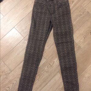H&M skinny jeans NEw with tags !